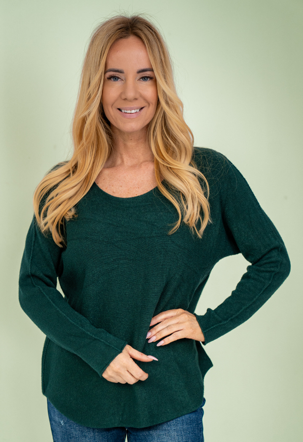 Suzann pulóver smaragd – Innova Fashion